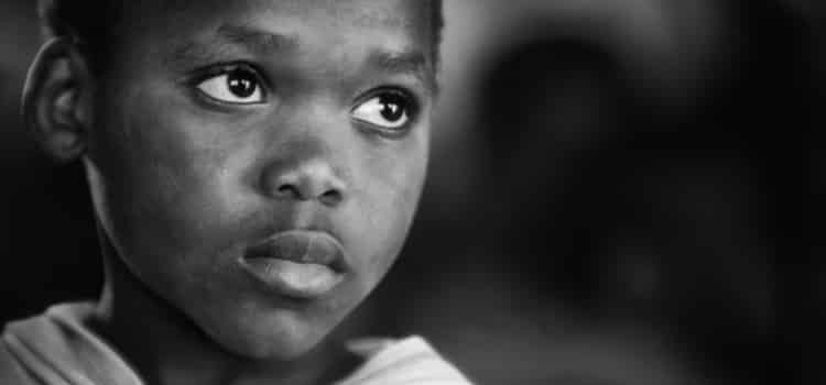 Castigo físico em crianças negras