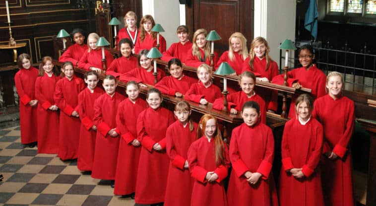 crianças religiosas coral