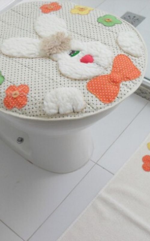 modelo crochê e tricô para banheiro