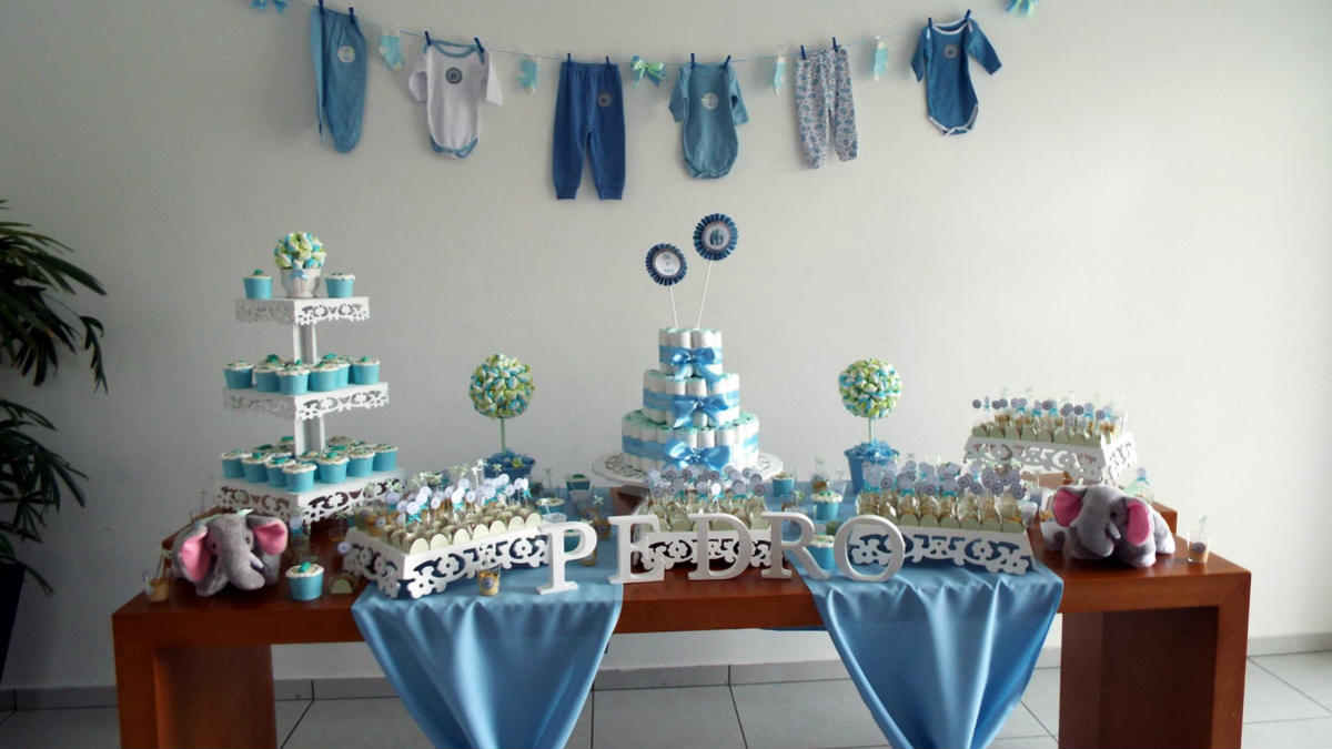 decoração chá de bebê roupas
