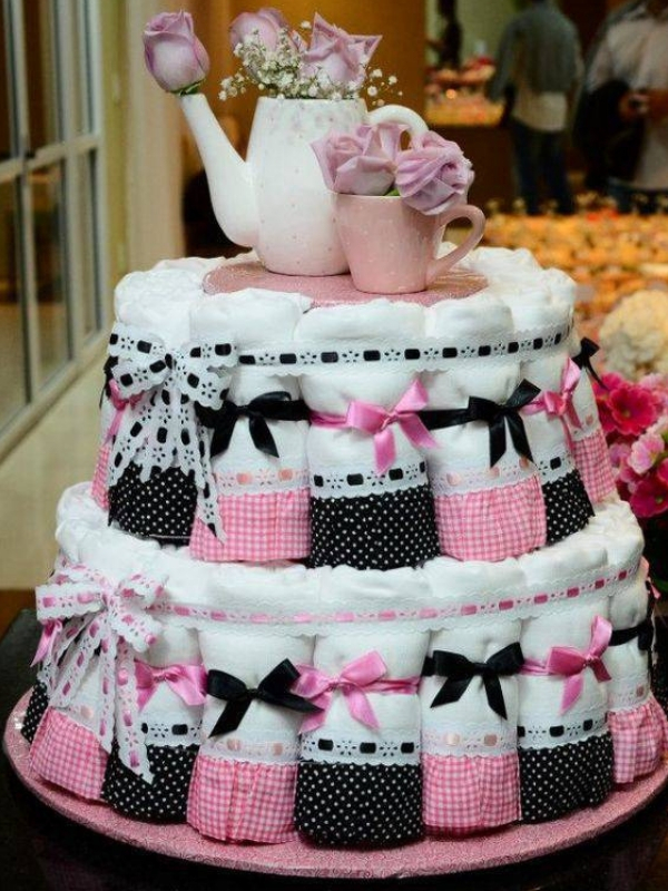 fazer decoração de chá de panela bolo fake