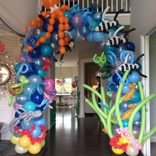 fazer decoração de festa infantil balões