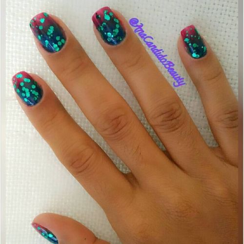 modelo degradê e glitter verde