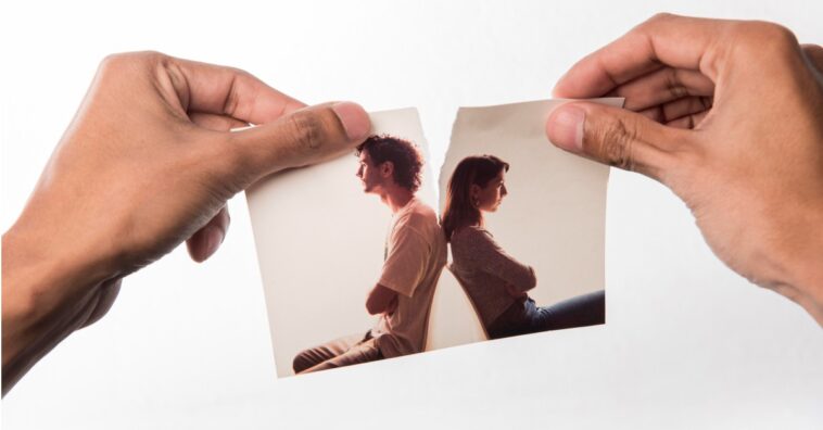 deixar de gostar de alguém que não merece seu amor