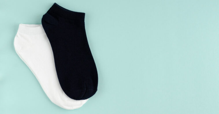 como desencardir meias