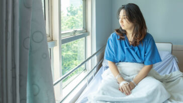 deu à luz em banheiro