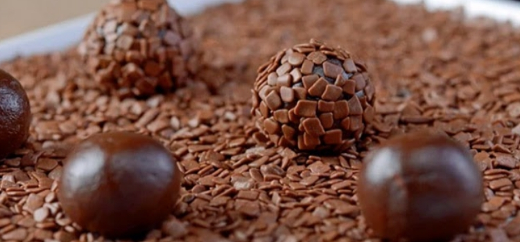 fazer doces para festa infantil brigadeiro especial