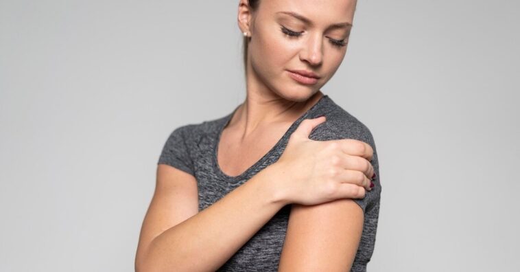 dormir bem quando está com tendinite no ombro