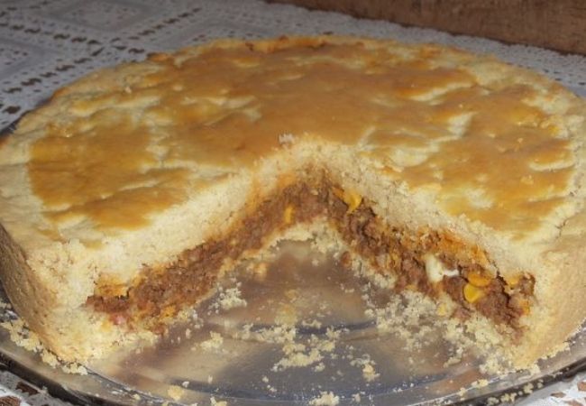 empadão de carne com massa podre