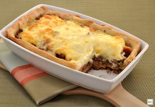 empadão de carne de travessa 