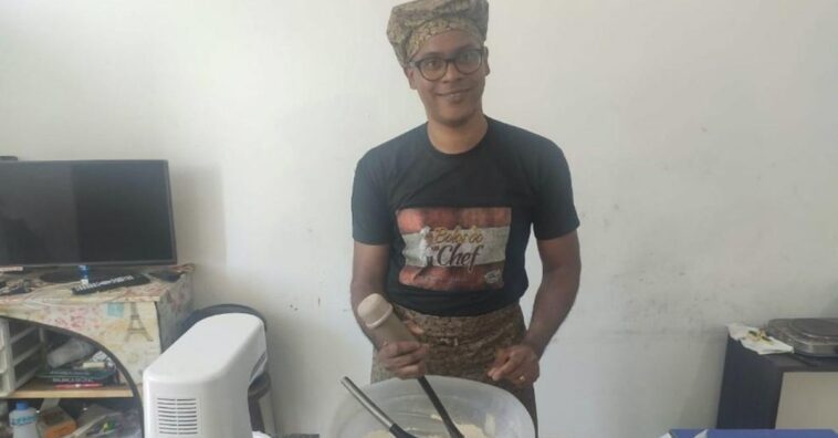 empresário cresceu fazendo bolos mesmo com a mão machucada