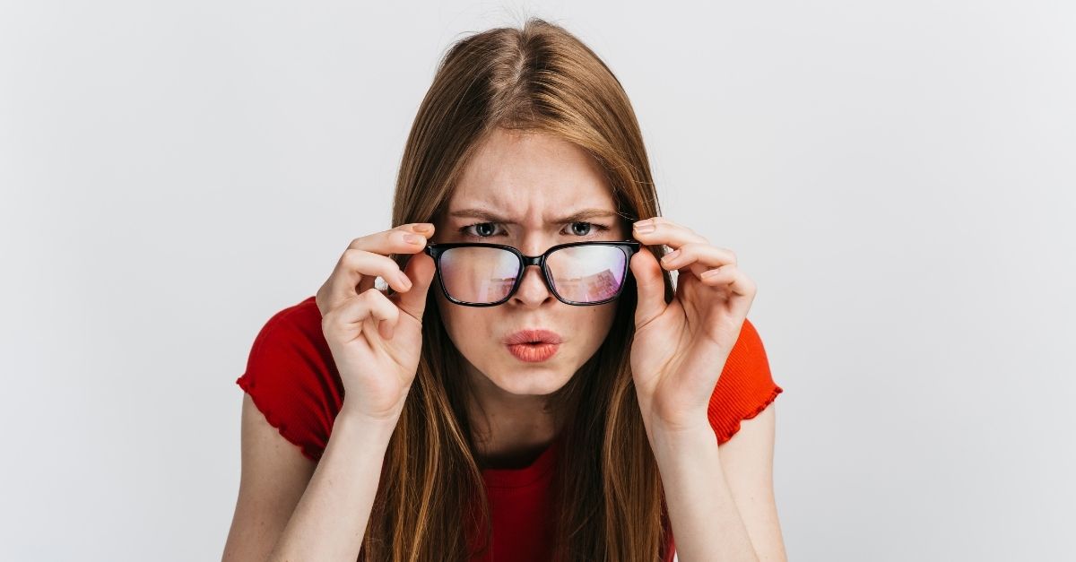 encontrar o rato no campo de cogumelos