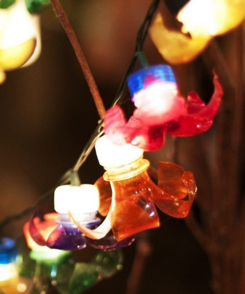 ideia enfeites de natal com garrafa pet flores luzes