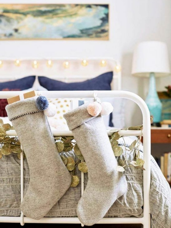 modelo enfeites de natal de feltro meias