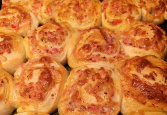 enroladinho de presunto e queijo