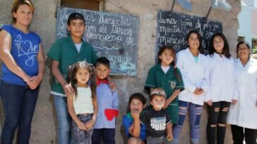 escola no quintal da avó