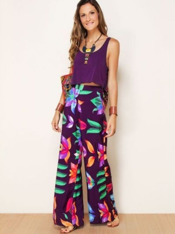 calça pantalona estampada casual