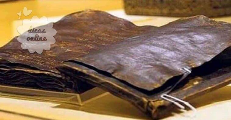 Bíblia com mais de 1500 anos