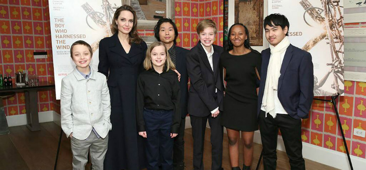 famosos que adotaram crianças 