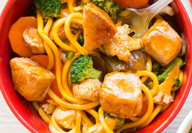 macarrão com filé mignon suíno