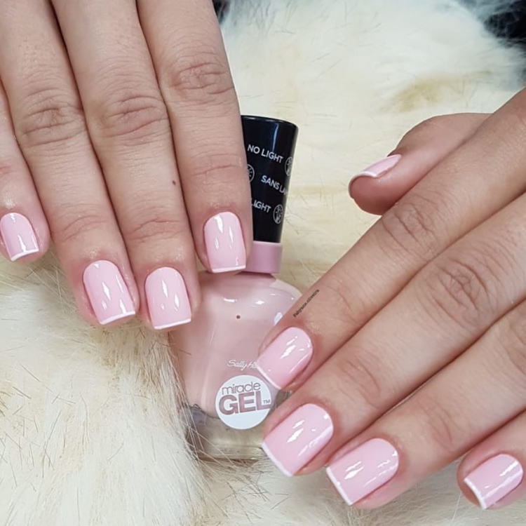 Veja 15 modelos de francesinha rosa para se inspirar