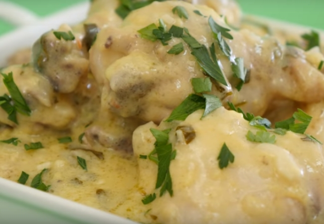 receita fricasse de frango europeu