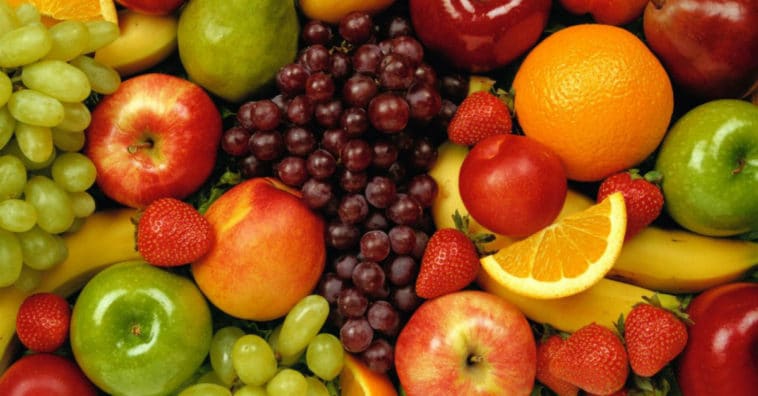 consumir fruta na refeição