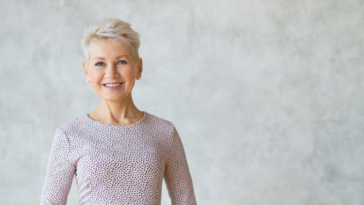 fotos de grisalho estiloso