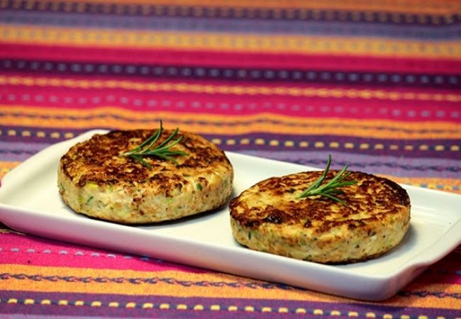hambúrguer de frango e abobrinha