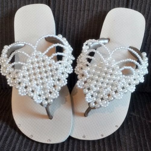 modelo de havaianas customizadas coração