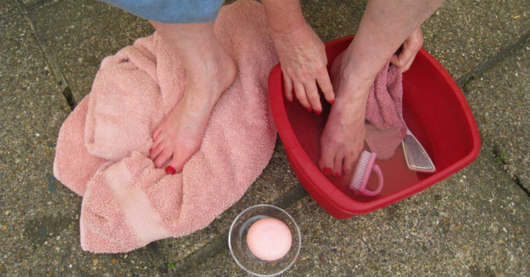 hidratar os pés