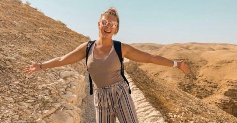 jovem afetada por coronavirus