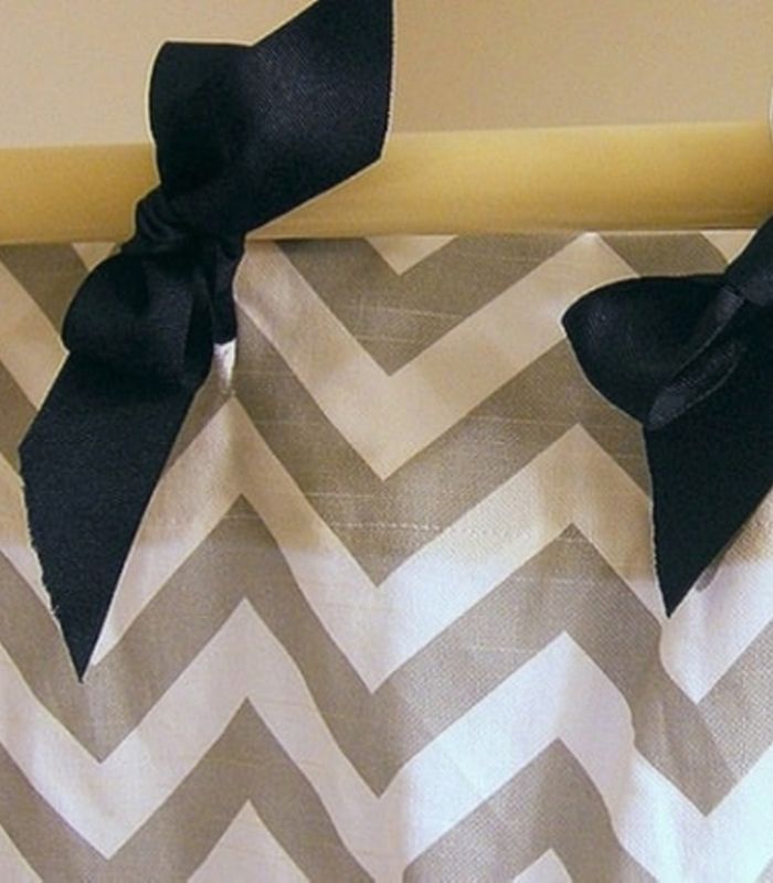 usar laços na cortina do banheiro