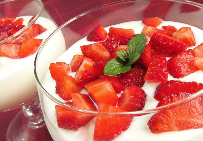 lanches saudáveis iogurte com frutas