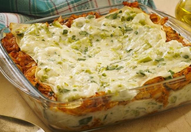 lasanha de brócolis e frango