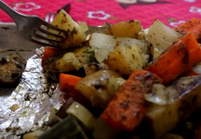 receita legumes assados no forno com papel alumínio