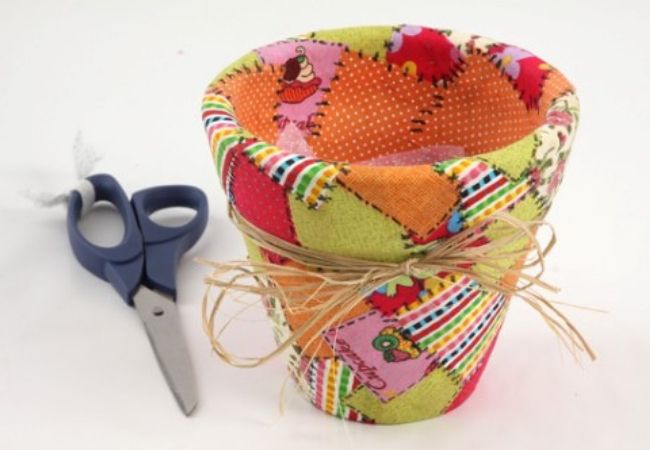 lembrancinhas com copo de requeijão para vaso