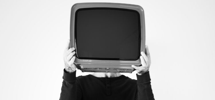 lixo eletrônico perigos do descarte errado