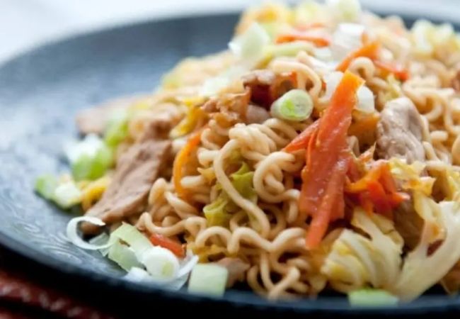 macarrão com repolho