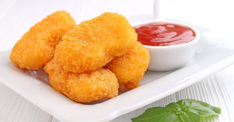 mãe pede indenização à babá que deu carne aos filhos vegetarianos