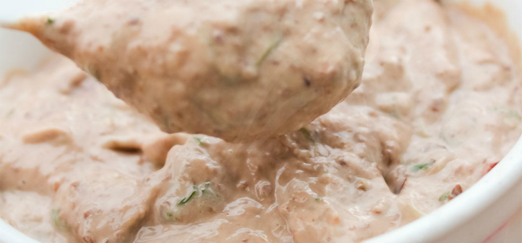 maionese caseira de azeitona e pimentão