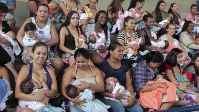 mamaco-sp-protesto-amamentacao-amamentar-em-publico