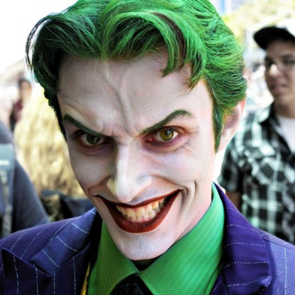 ideia maquiagem de halloween coringa