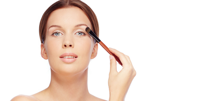 como fazer maquiagem simples pó