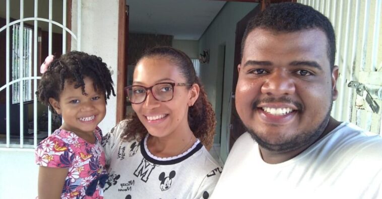 maria alice com os pais