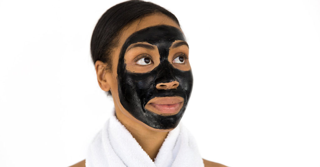 Aprenda a fazer 7 máscaras faciais rejuvenescedoras