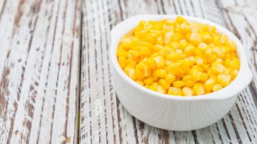 milho cozido engorda