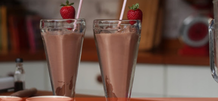 receita de milk-shake de morango com nutella