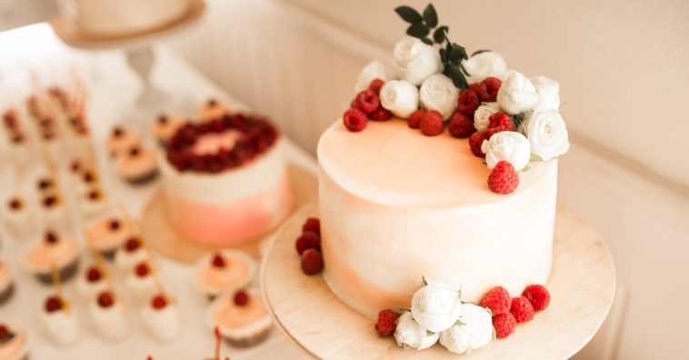 bolo de casamento simples