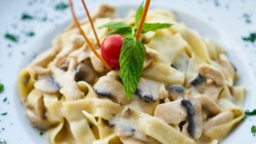 molho branco com queijo